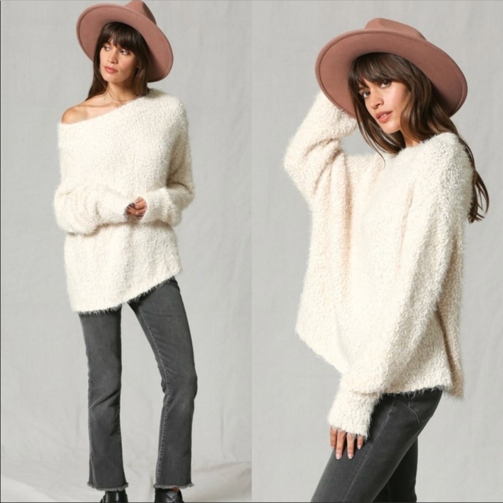SHERPA Cream Over the Shoulder Sweater